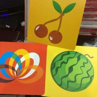 Logo Nhà Sách Loan Nguyễn